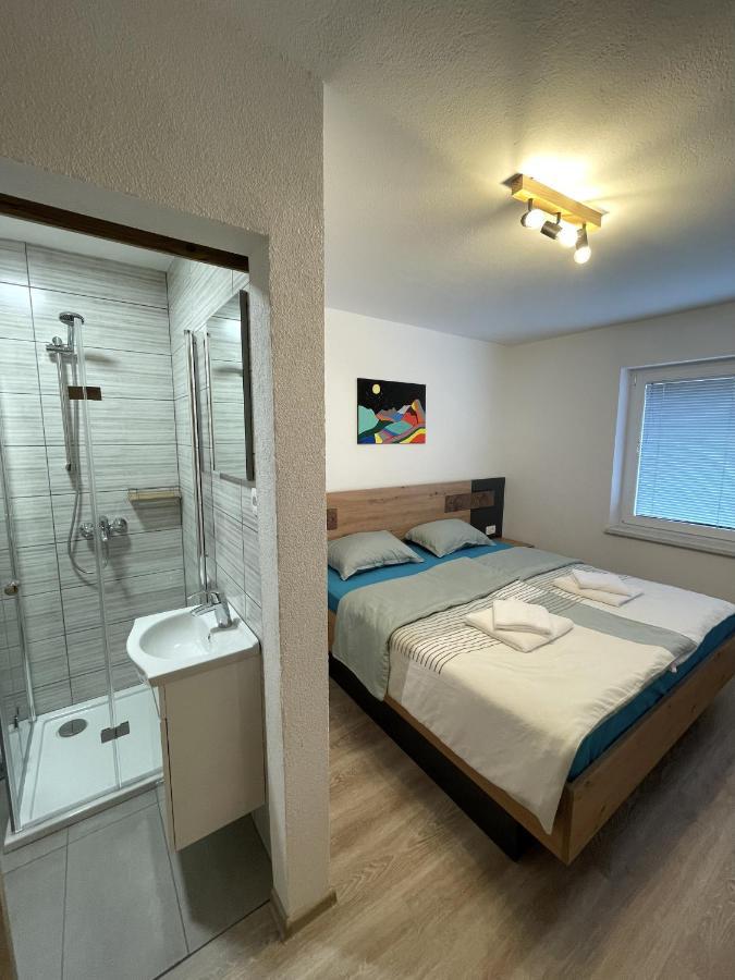 Apartments And Rooms Pri Baslju Cerkno Εξωτερικό φωτογραφία